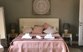 Monti Luxury